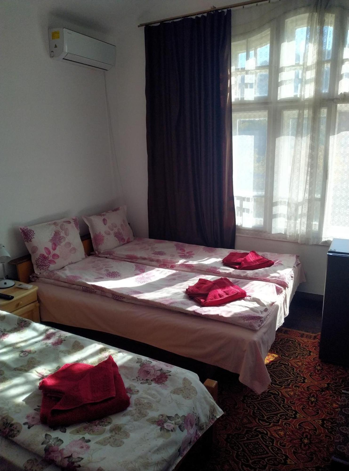 Mercury Guest House Veliko Tarnovo Exterior photo